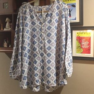Pullover blouse